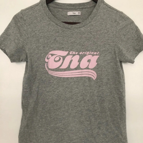 TNA Mainland  Tshirt grey - Picture 1 of 6